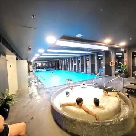Center Wellness - Pool-gym-parking Apartament